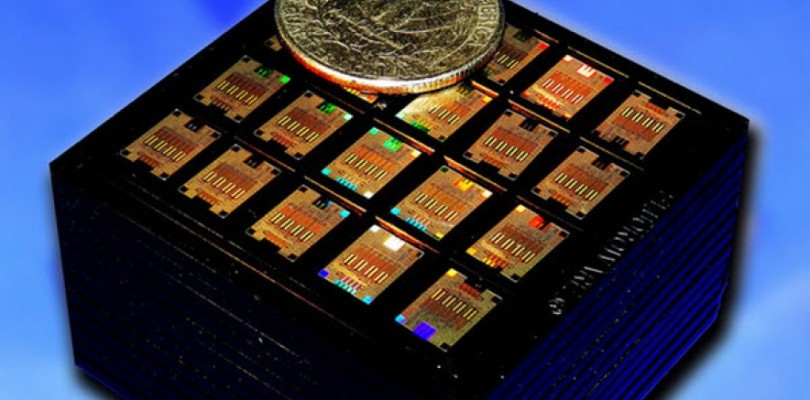 Chip “arco-íris” da IBM consegue atingir 100 Gbps de transferência por fibra óptica