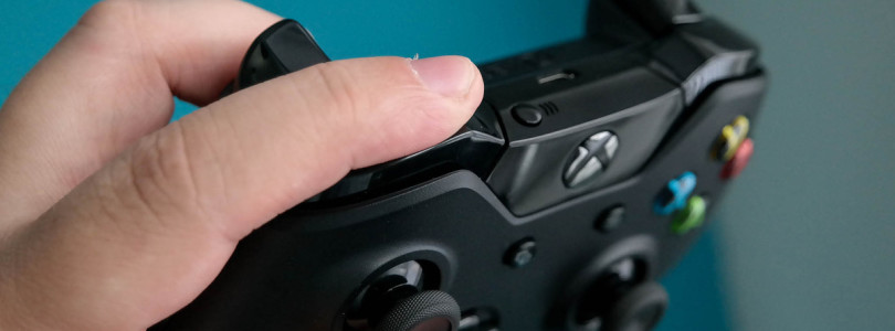 Aqui está a revisão do controle de Xbox One com saida para fone de ouvido, melhores botões de Ombro e mais